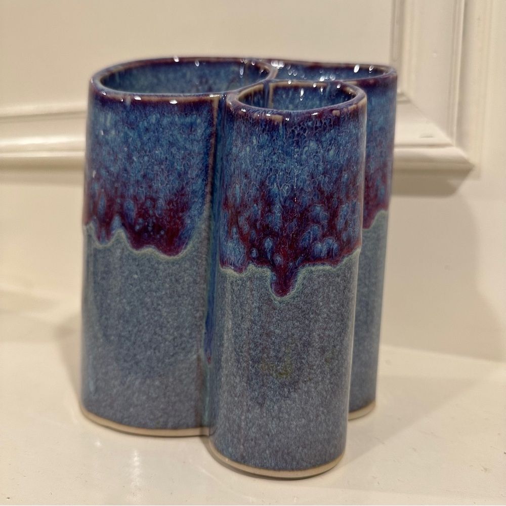 Bay Pottery Blue Purple Ceramic Drip Glaze Art Pottery Stoneware Triple Bud Vase - Picture 3 of 8